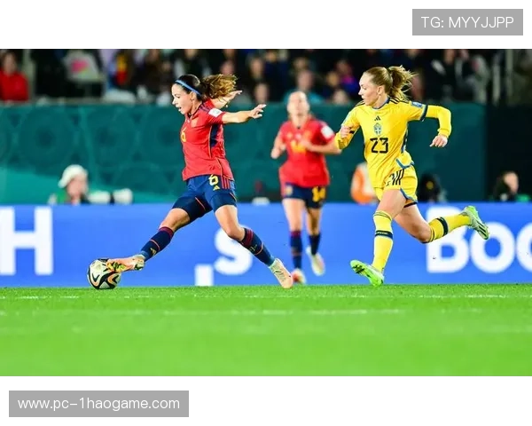 足球球星放炮引发热议 世界级球员失误瞬间成焦点